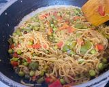 A picture of step 3 of Cheese Vegetable Atta Noodles.