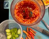 Foto langkah ke 2 dari resep Cumi Asin Balado.