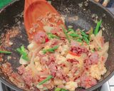 รูปขั้นตอนการทำที่ 19 ของ แหนมผัดไข่ หรือ ไข่ผัดแหนม รสเปรียวกลิ่นหอม อร่อยจนต้องซี้ดปาก