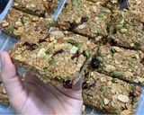 Hình bước làm 3 của món Baked granola bar