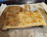 Foto del paso 6 de la receta: Hojaldre normal o sin gluten con queso de untar y salmón ahumado