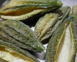 भरवा करेला (bharva karela recipe in hindi) रेसिपी चरण 2 फोटो