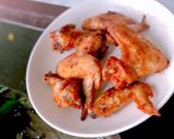 Hình bước làm 4 của món Cánh gà chiên mắm