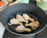 Foto del paso 1 de la receta: Pollo a la jardinera