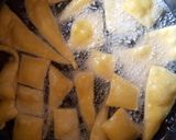 A picture of step 4 of Crispy cornflour chips.