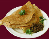 சுவையான கேரட் வெங்காய அடை(carrot onion adai recipe in tamil) ரெசிபி ஸ்டேப் 4 புகைப்படம்