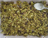 Foto del paso 4 de la receta: Granola verde, con matcha y cardamomo🌿🥥
