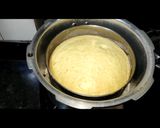 A picture of step 3 of Soft and sponge vanilla cake.