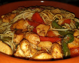 Foto del paso 3 de la receta: 🇯🇵Fideos chow mein noodles con pollo y verduras🇯🇵