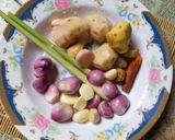 Foto langkah ke 3 dari resep Ayam (goreng) lengkuas.