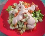Foto langkah ke 5 dari resep Salad Sayur Mudah dan Enak dengan saus mayonaise thousan island.