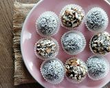 صورة لخطوة 3 من وصفة كرات الشوكولا chocolate truffles