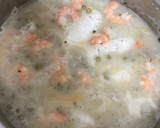 Foto del paso 7 de la receta: Merluza en salsa verde