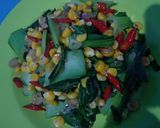 Foto langkah ke 5 dari resep Tumis Pakcoy Jagung Manis Sederhana Mudah.