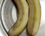 A picture of step 1 of Banana wafers.