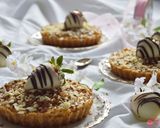 Foto del paso 7 de la receta: Tartaletas de crema pastelera (sin horno)