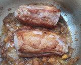 Foto del paso 3 de la receta: Solomillo de cerdo en salsa