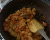 Foto langkah ke 4 dari resep Sambal goreng kentang wortel.