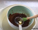 A picture of step 8 of Christmas Wreath Cake.