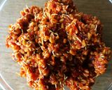 A picture of step 4 of Methi sprouts chatpata achar.