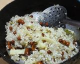 A picture of step 3 of Sabudana Khichdi.