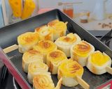 Foto langkah ke 3 dari resep Kaya Rolled Toast.