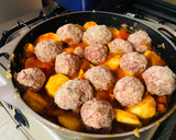 Foto del paso 2 de la receta: Albóndigas con papas estilo estofado