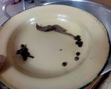 A picture of step 2 of Black Pepper Chicken.