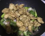 A picture of step 4 of Chilli chicken with fried rice.