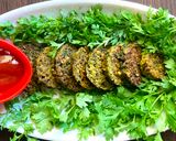 कोथिंबीर वडी (Kothimbir Vadi Recipe In Marathi) रेसिपी स्टेप 5 फोटो