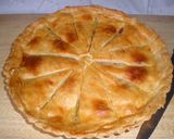 Foto del paso 4 de la receta Tarta salada con ragú de gambas y pimiento rojo