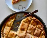 Φωτογραφία βήματος 7 της συνταγής Τυρόπιτα με σπιτικό χωριάτικο φύλλο