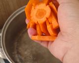 Foto langkah ke 1 dari resep Kuah Bening Bayam Wortel.