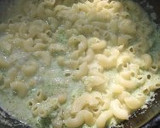 Foto del paso 3 de la receta: Pasta con salsa de brócoli express