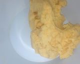 Foto del paso 2 de la receta: Arepas de Huevo con carne, queso y jugo de naranjas