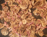 Foto del paso 4 de la receta: Empanadas de champiñones, bacon y pollo