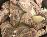 👩🏻‍🍳高麗菜水梨排骨湯的食譜步驟3照片