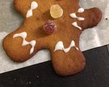 Foto del passaggio 5 della ricetta Gingerbread Man 🎄