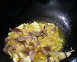 A picture of step 2 of Nutrela soya chunks stuffed bell peppers.