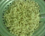Foto langkah ke 1 dari resep Mie Goreng Sederhana.