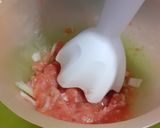 Foto del passaggio 2 della ricetta Drink con Pomodoro, Sedano, Fragola, Limone, Arancia, Paprika Dolce e Pepe