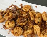 Foto langkah ke 6 dari resep Udang Goreng Ketumbar.
