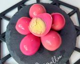 Foto langkah ke 4 dari resep Telur Puyuh Pink Buah Naga.