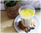 A picture of step 7 of Kesar Dry-fruits Milk.