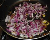 A picture of step 2 of Carrot and prunes stew.
