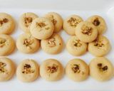 A picture of step 5 of Custard Nankhatai.
