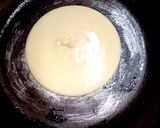 A picture of step 2 of Sandwich Nutella dora cake.