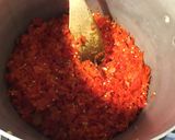 Une image de l'étape 4 de Sauces au piments antillais carottes oignons et épices.
