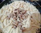 Foto del paso 7 de la receta: Penne rigatti en salsa Alfredo con trozos de lomo de cerdo