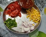ભાખરી પીઝા (Bhakhri Pizza Recipe In Gujarati) રેસીપી સ્ટેપ2ફોટો